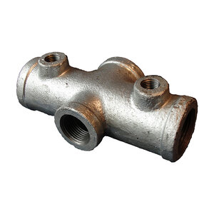 American Granby Tank Cross Short Galvanized 1 in. x 3 in.