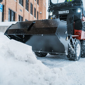 BOSS BKT40 MAG Snow Bucket