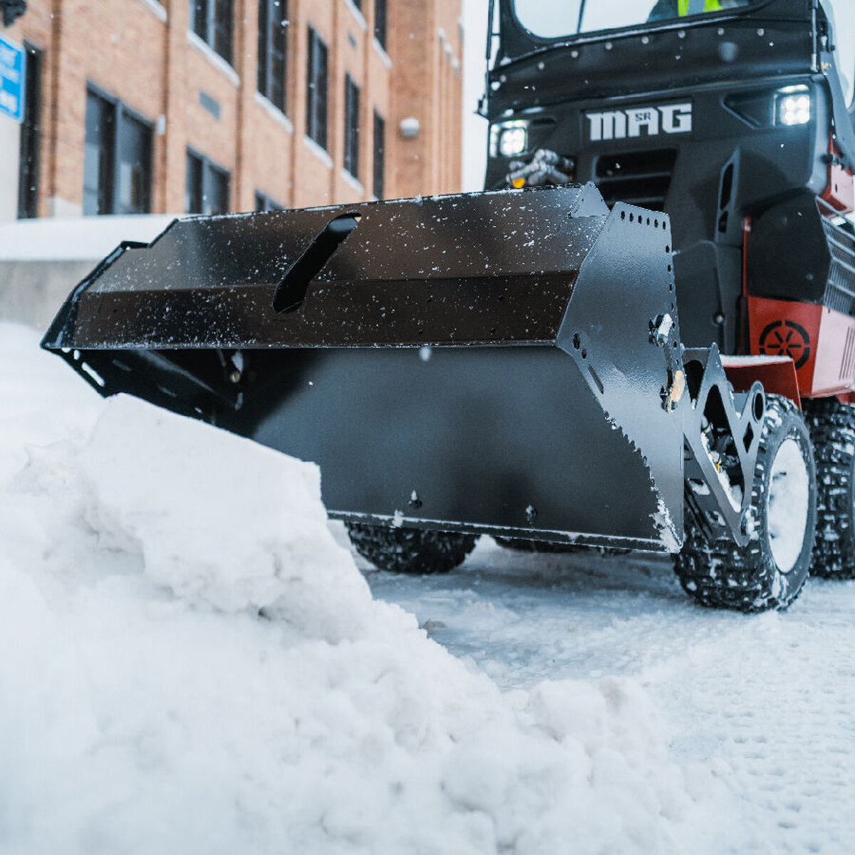 BOSS BKT40 MAG Snow Bucket | SiteOne US
