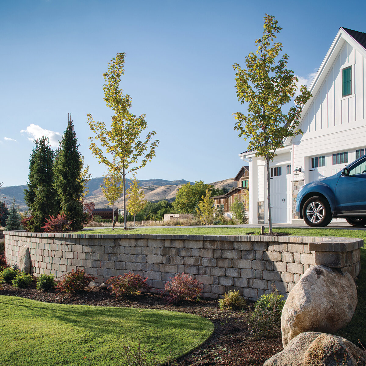 Belgard Shelton Wall Block 3 pc. Tumbled Rio 6 in. (38.75 sq. ft ...