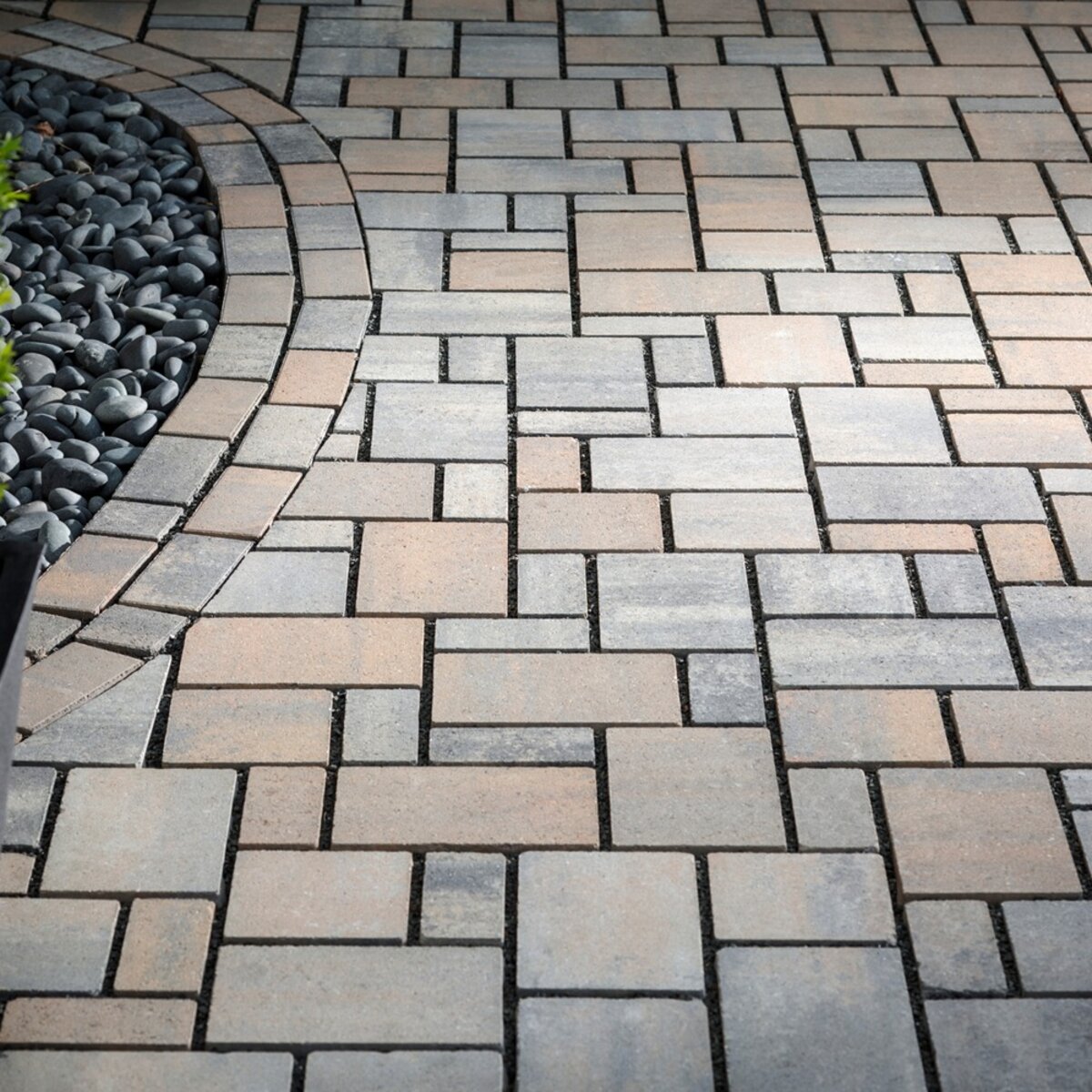 Belgard Eco Dublin Permeable Paver 3 pc. Lueders Gray 80mm (91 sq. ft ...