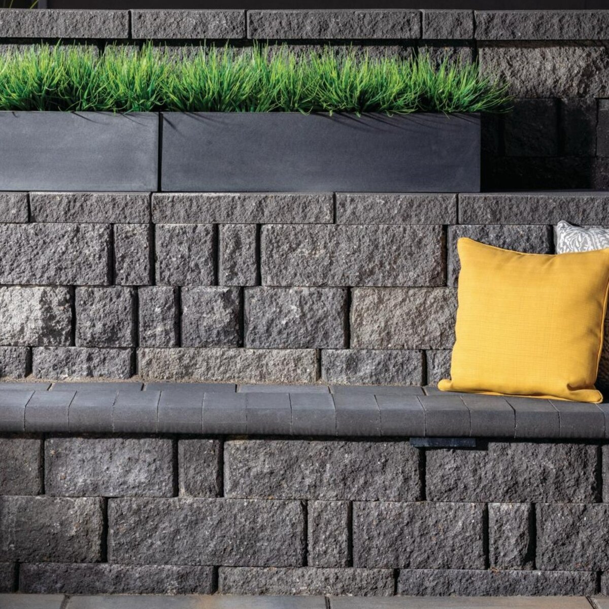Belgard Highland Stone Wall Large Unit Ironstone 18 in. x 12 in. x 6 in ...