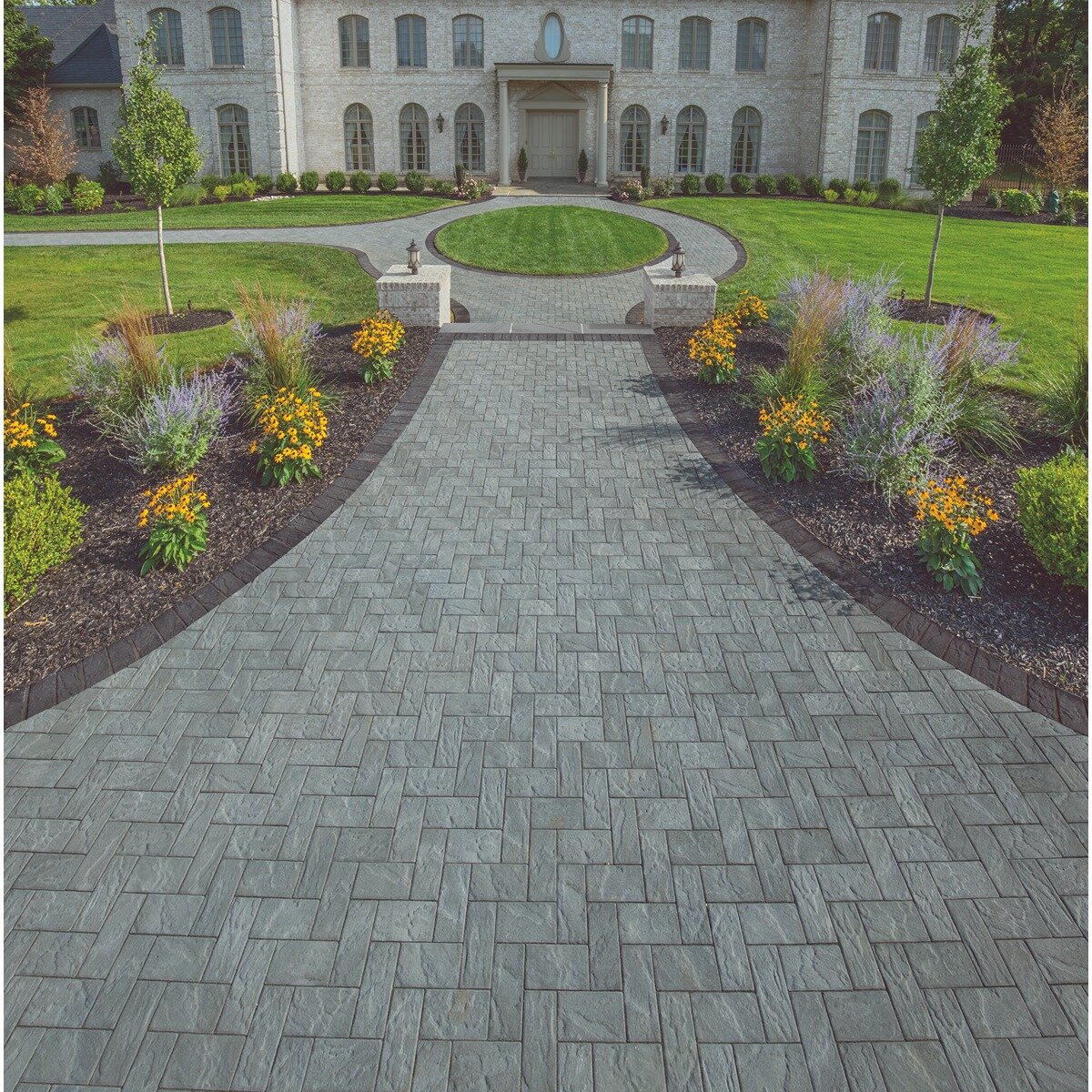 Cambridge Ledgestone Paver Textured 4-1/2 in. x 9 in. Bluestone Blend 2 ...