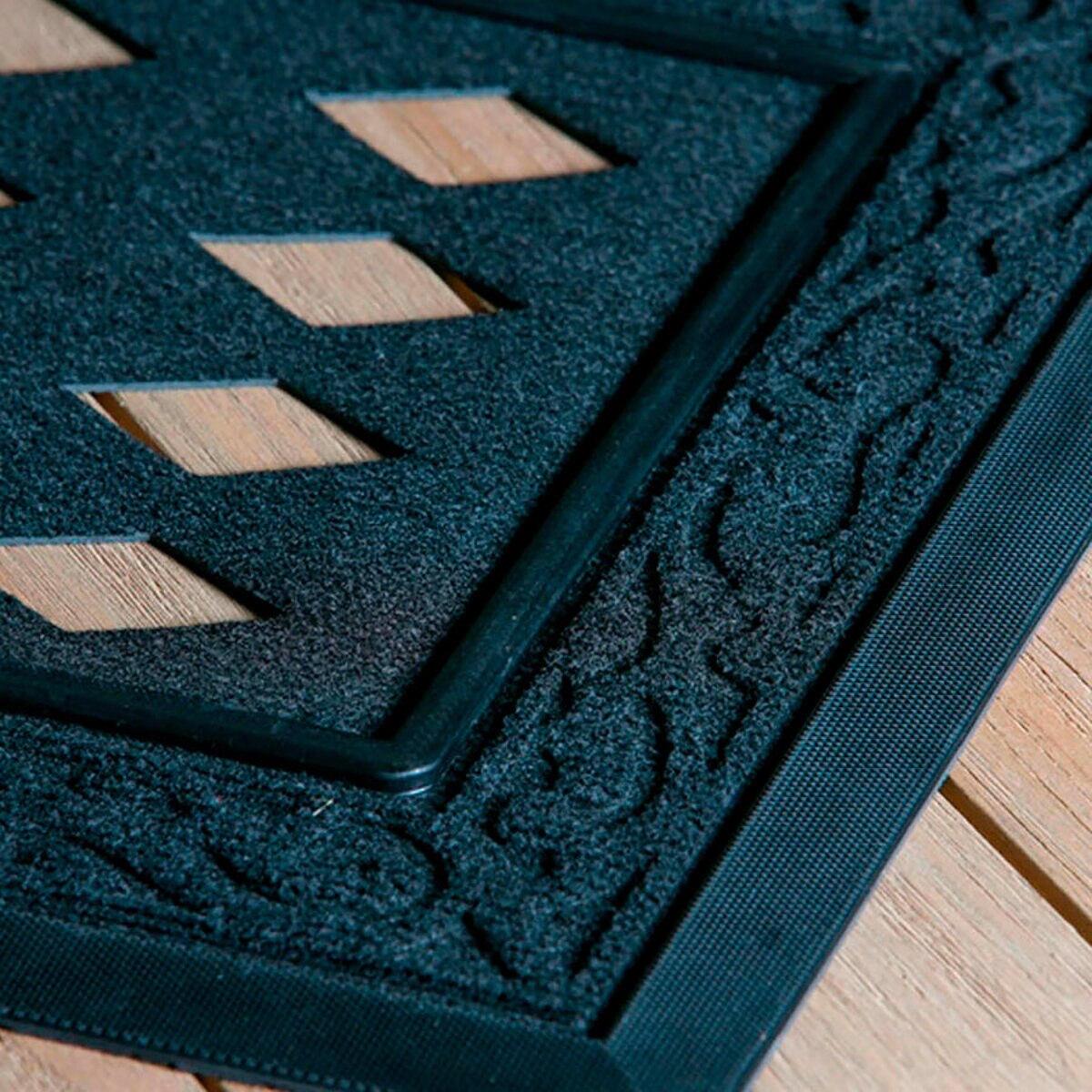 Evergreen Sassafras Switch Door Mat Tray Black Scroll 30 in. x 18 in ...