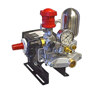 GNC P530 Piston pump w/ Vanguard Manual Start Eng (Stacked Compact)