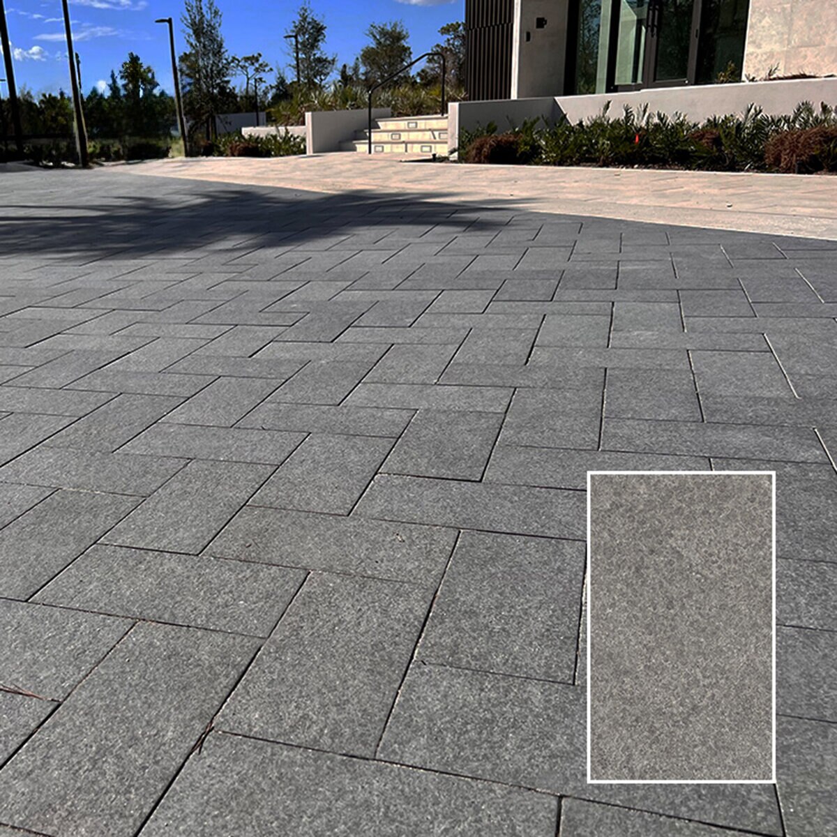 Hardscape.com Porcelain Cobblestones Basalto 4 in. x 4 in. x 5 cm with ...