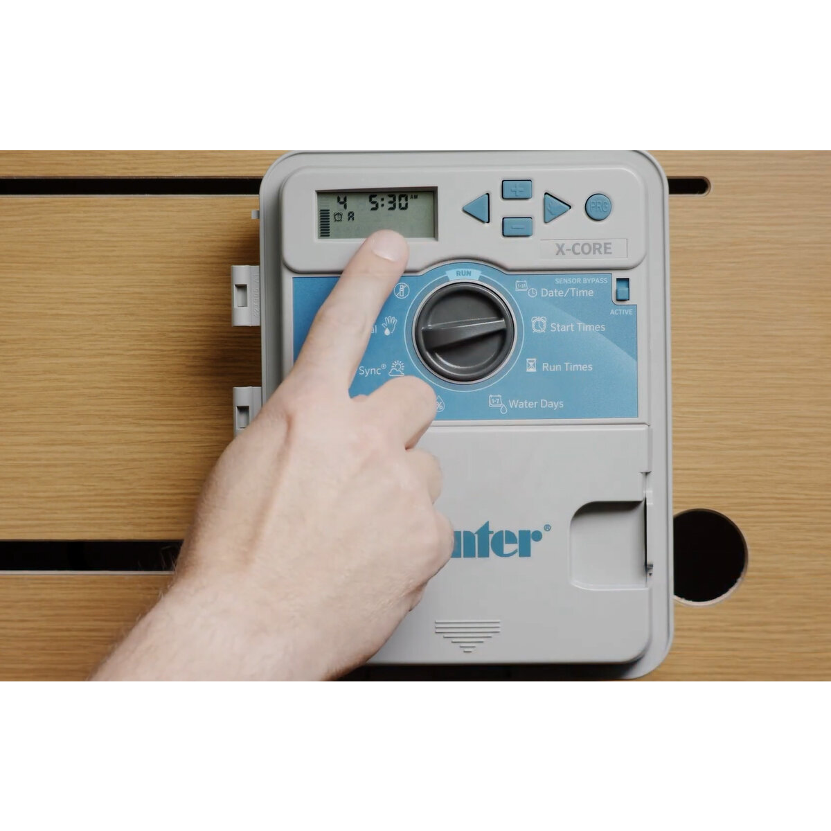 Hunter Controller X-Core Fixed Outdoor 6 Station | SiteOne US