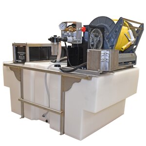 LESCO Sprayer 300 gal. Space Saver 11 HP Honda P550 Pump (Hose & Reel Sold Separately)