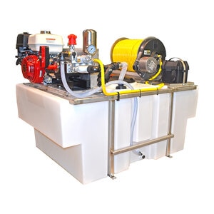 LESCO Space Saver Sprayer 200 gal. 11 HP Honda P550 Pump (Hose & Reel Sold Separately)