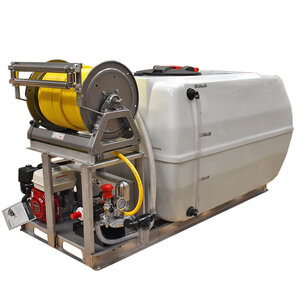 LESCO Sprayer 300 gal. Fiberglass 5.5 HP Honda P530 Pump (Hose & Reel Sold Separately)