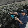 Makita 40V Max XGT Brushless Cordless 24 in. Single-Sided Hedge Trimmer Kit w/ Battery (4.0Ah)