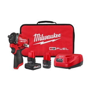 Milwaukee M12 1/2 in. Stubby Impact Wrench Kit