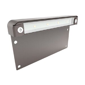 Nicolock 2.5 watt 120-150 lumen hardscape light with replaceable LED bar Grey