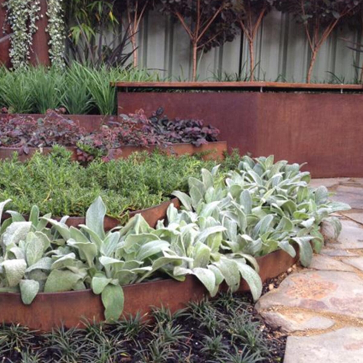 Border Concepts BORCON King Weathering Steel Landscape Edging 1/4 in. x ...