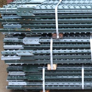 TradCo T-Post 7 ft. Painted Green 1.25 lb. w/ Spade