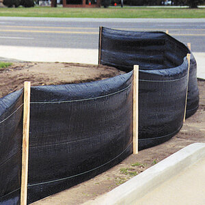 DeWitt Silt Fence 1 1/2 in. x 48 in. Oak Stakes, 10 ft. OC 3 ft. x 100 ft. Roll
