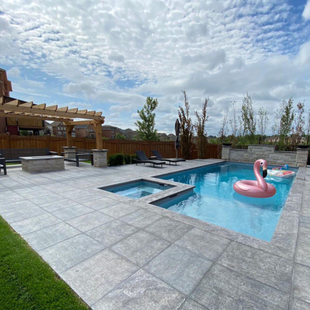Dimensional Hampton Limestone 1 in. x 24 in. x 36 in | SiteOne US