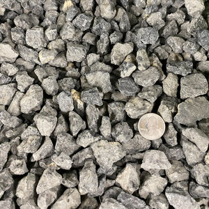 Bulk Black Basalt Chip 3/4 in.
