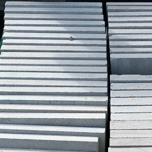 Dimensional Bluestone Select Blue Natural Cleft 1 1/2 in. x 36 in. x 36 in.