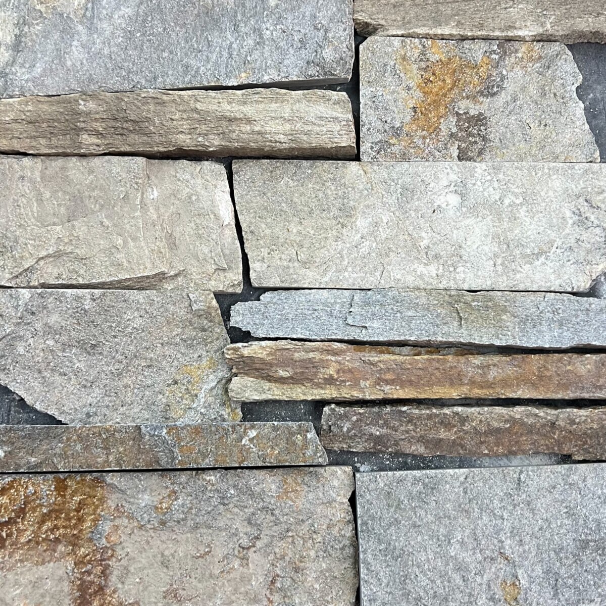 Sawn Thin Veneer Hudson Ledgestone Flats (10 sq. ft./box) | SiteOne US