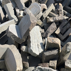 Sawn Thin Veneer Fieldstone Dark Ledgestone Corners