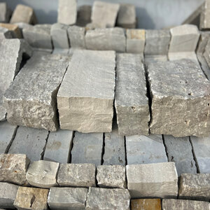 Sawn Thin Veneer Fond Du Lac Country Squire Corners (8 Ln. Ft./Box)