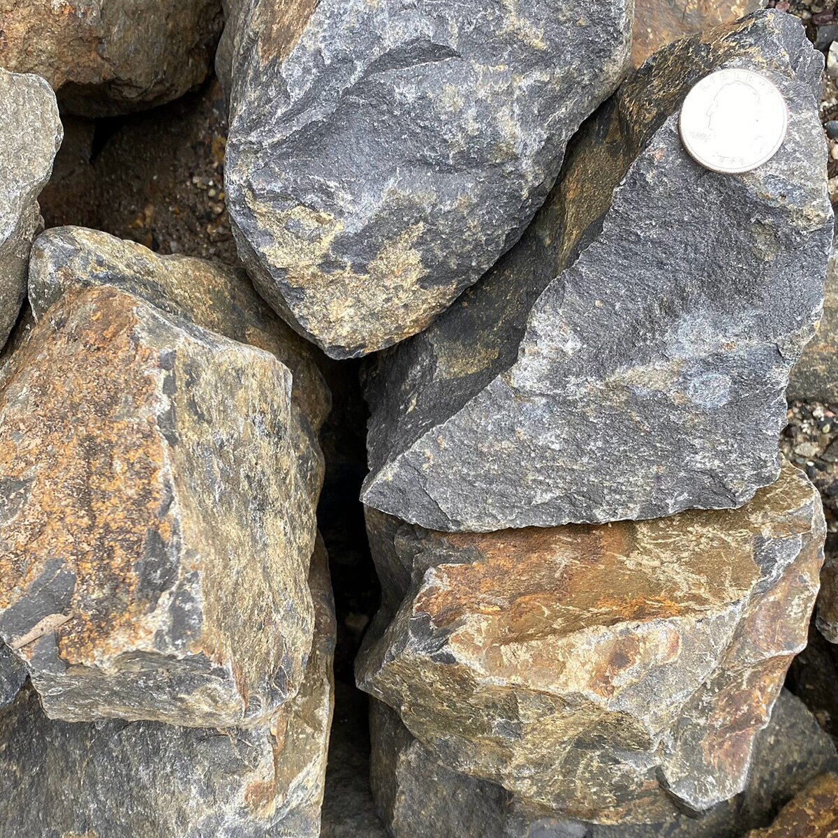 Bulk Oversized Basalt Gravel | SiteOne US