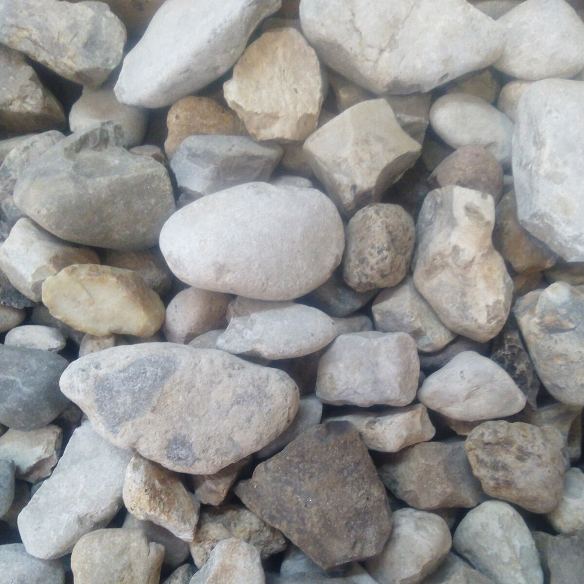 Bulk Colorado River Rock 2 - 4 in | SiteOne US