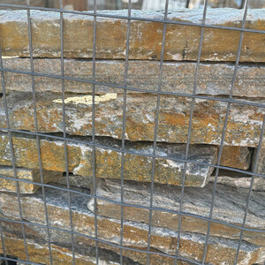 Sawn Thin Veneer Honey Contemporary Ledgestone Flats (150 sq. ft./pallet)