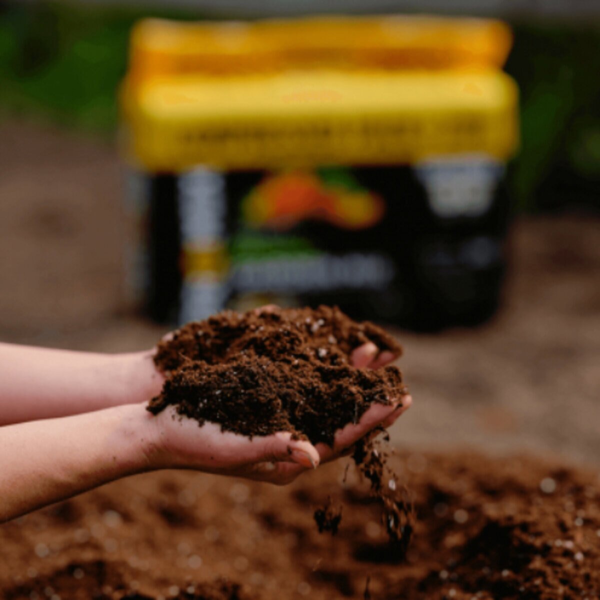 Pro-Mix Organic Container Mix 1 cu. ft. Bag | SiteOne US