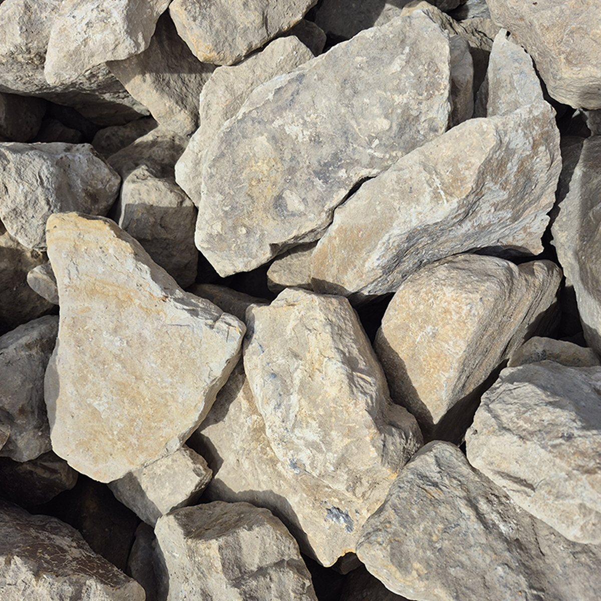 Bulk Brecken Gold Rip Rap 5 - 12 in | SiteOne US