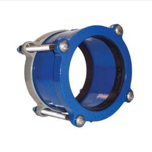 Smith Blair Omni Cast Transition Coupling 4 in. (4.50 in. OD x 4.50 in. OD)