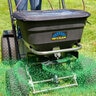 Spyker Pro Series 120 ROS 5 Ride on Spreader