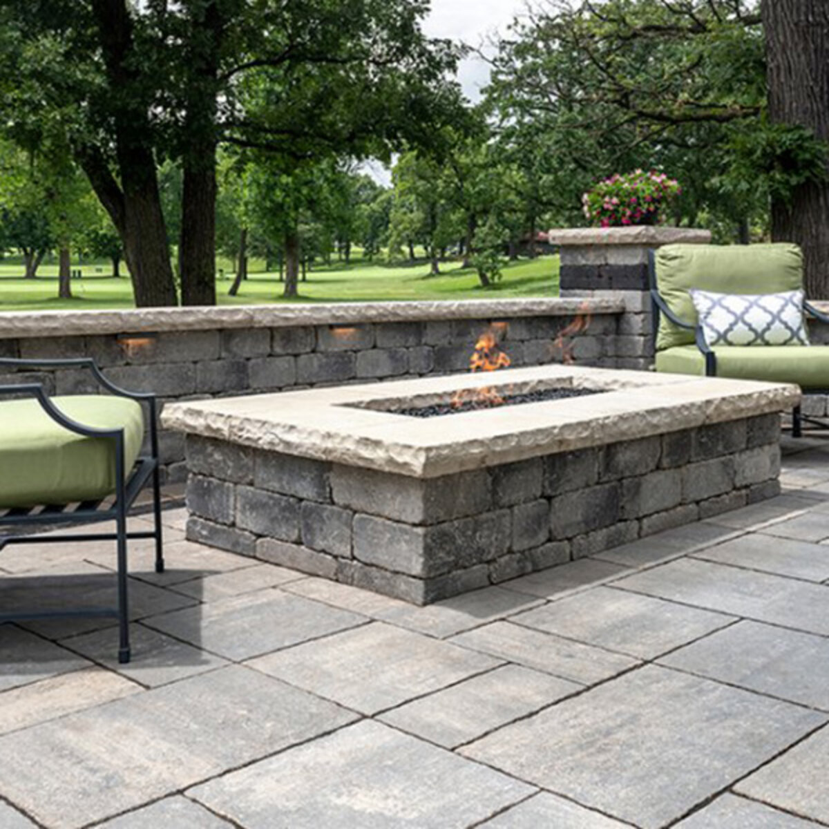 Unilock Olde Quarry Wall Tumbled Random Granite 12 in. x 4-1/2 in. (33. ...