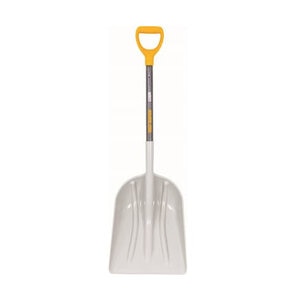 Union Poly Scoop 27 in. Ash D-Grip Handle