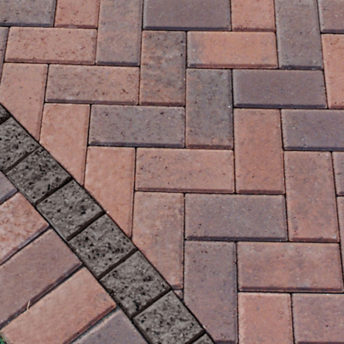 Unilock Hollandstone Paver Rustic Red 4 in. x 8 in. 6 c | SiteOne